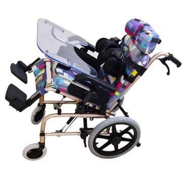 Poussette orthopedique avec table